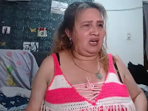 Perla1981-- Chat XXX live