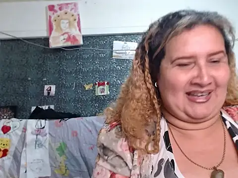 Perla1981-- Chat XXX in diretta