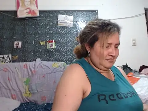 Perla1981-- Webcam show
