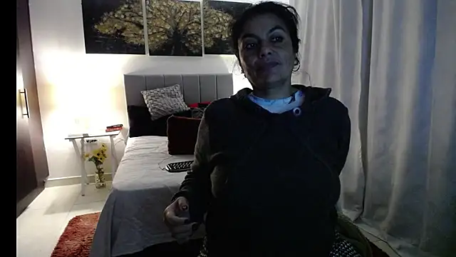 Chat XXX en directo de Lust_Mom41