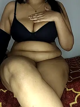 Pokazy przed kamerką – Sluttyfuckinggirl