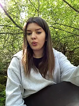 -Leasophie Pertunjukan Webcam