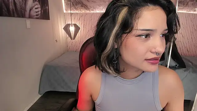 renee_shelby_'s Live XXX Chat