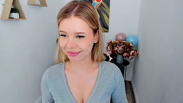 FollowLovee's Live XXX Chat