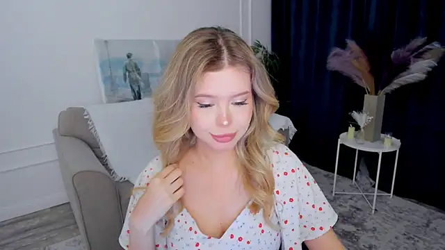 FollowLovee – Live XXX-chat
