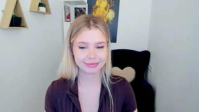 FollowLovee Webcam show