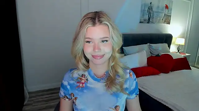 FollowLovee's Webcam Show