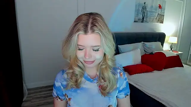 FollowLovee's Live XXX Chat