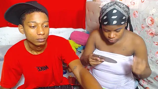Show modela EvaxEmma na web-kameri
