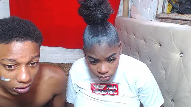 EvaxEmma Show in webcam