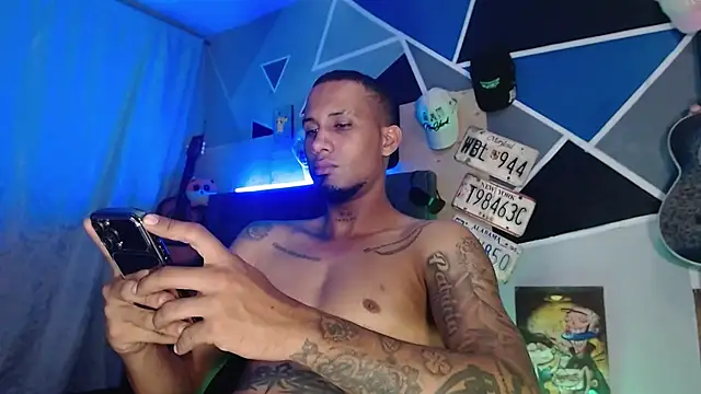 MagnusFrost Webcam show