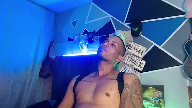 MagnusFrost webcam show