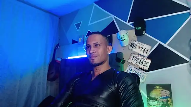 MagnusFrost Webcam show