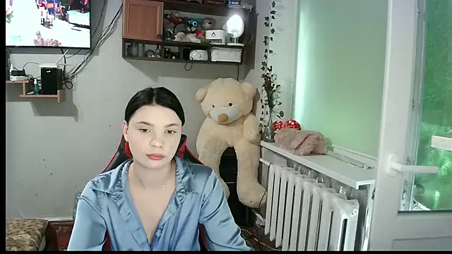 Show modela EllisKiss na web-kameri