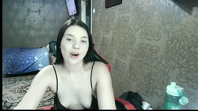 צ'אט XXX בשידור חי של EllisKiss