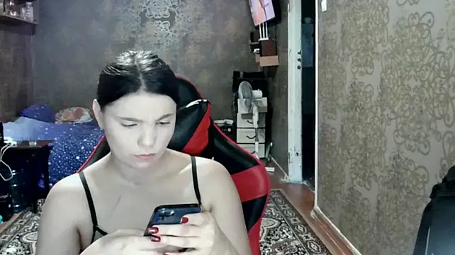 XXX chat uživo modela EllisKiss