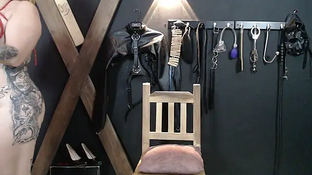 kinky_slave_ Adlı Modelin Web Kamerası Şovu