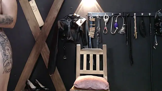 Show Webcam de kinky_slave_