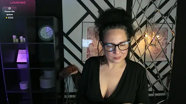 دردشة Anita_Muse الجنسية المباشرة
