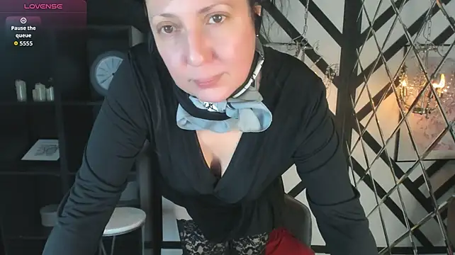 Chat +18 de Anita_Muse ao vivo