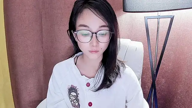 NIAN-ern Live XXX chat