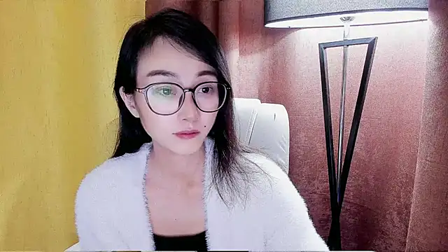 NIAN-ern Live XXX chat
