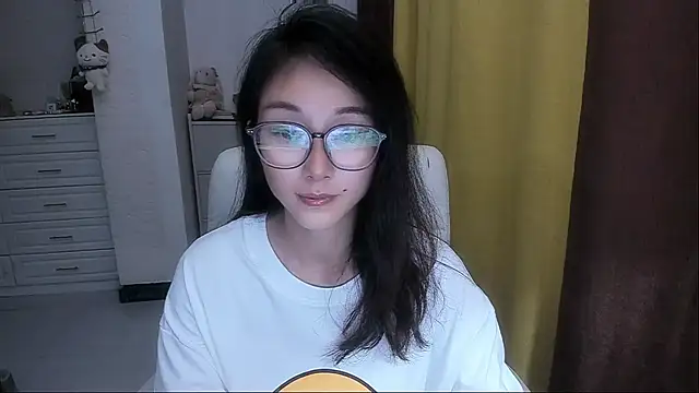 NIAN-er Adlı Modelin Canlı XXX Sohbeti