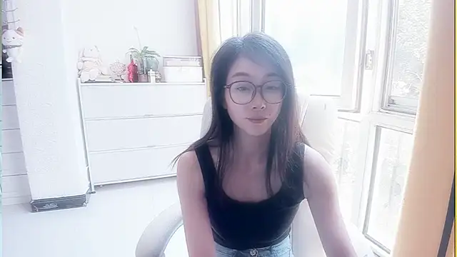 NIAN-er Adlı Modelin Canlı XXX Sohbeti