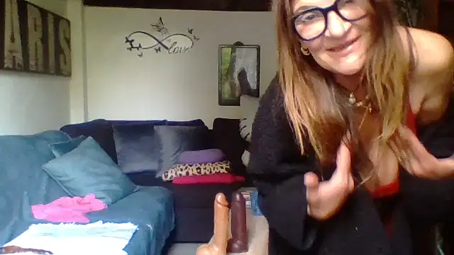 gildamilf's Live XXX Chat
