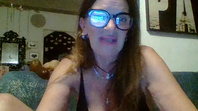 gildamilf live XXX chat