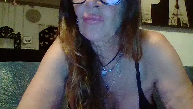 gildamilf's Live XXX Chat