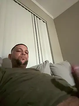 elcubankimi01n Webbikameraesitys