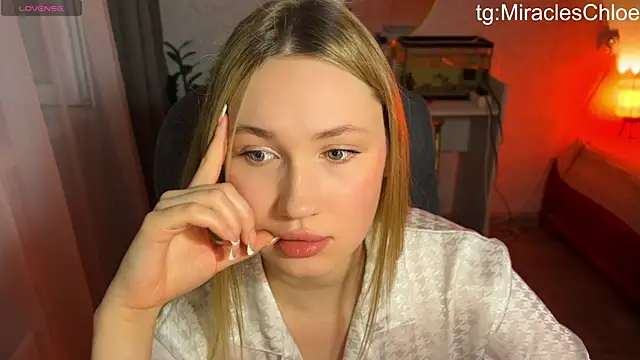 Chat XXX en directo de ChloeMillerMeow