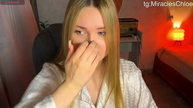 ChloeMillerMeow's Live XXX Chat