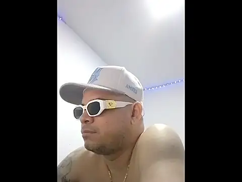 jhon141731 webcam show