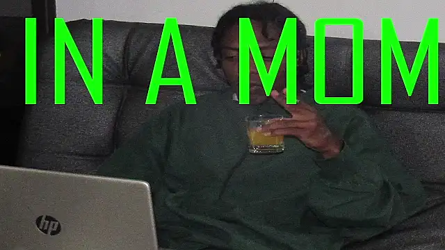 Larry-n-clouds webcam show