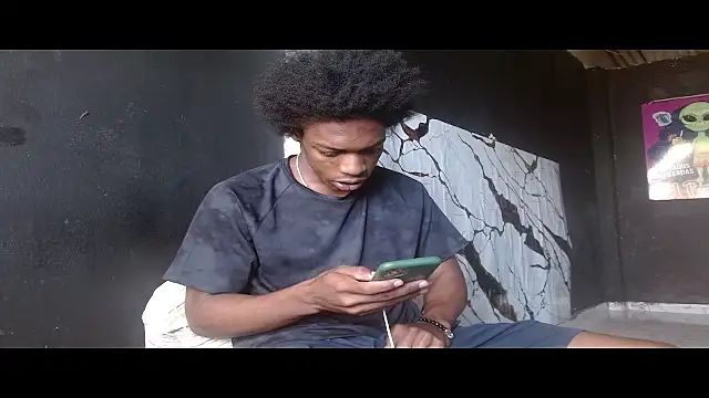 Larry-n-clouds – webcam-show
