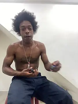 Larry-n-clouds 网络视讯表演