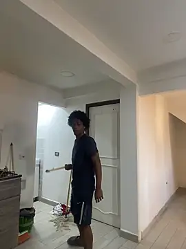 Larry-n-clouds webcam show