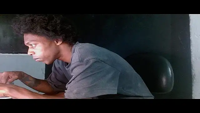 Larry-n-clouds Pertunjukan Webcam