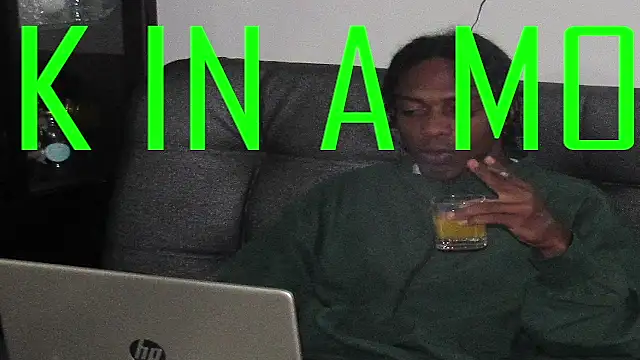Larry-n-clouds' Webcam Show