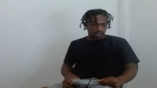 Larry-n-clouds Show Webcam
