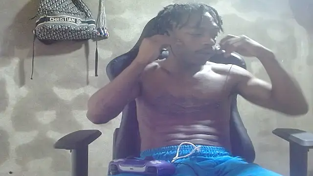 Show de Larry-n-clouds na webcam