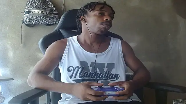 Larry-n-clouds Pertunjukan Webcam
