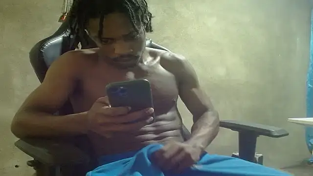 Larry-n-clouds' Webcam Show