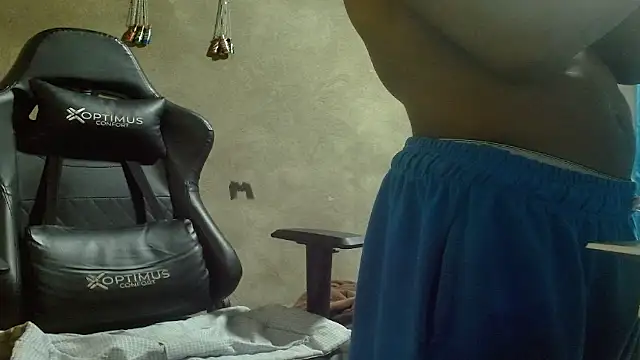 Larry-n-clouds Webcam-Show