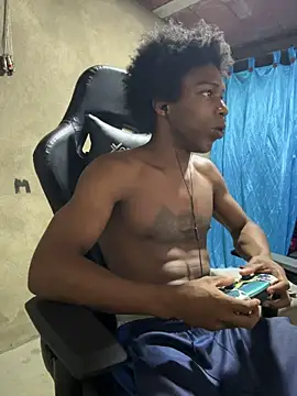 Larry-n-clouds' Webcam Show