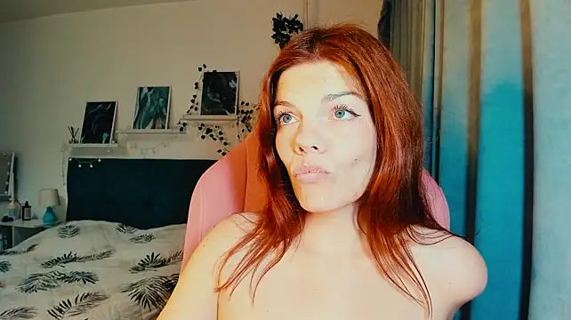 AlysaNightmoon Adlı Modelin Canlı XXX Sohbeti