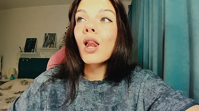 Chat +18 de AlysaNightmoon ao vivo