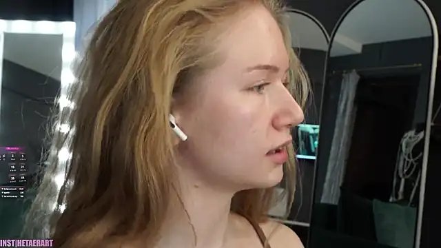 hetaerart – Naživo XXX chat